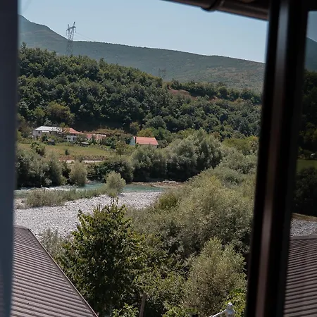 Avdi Rexha Hotel